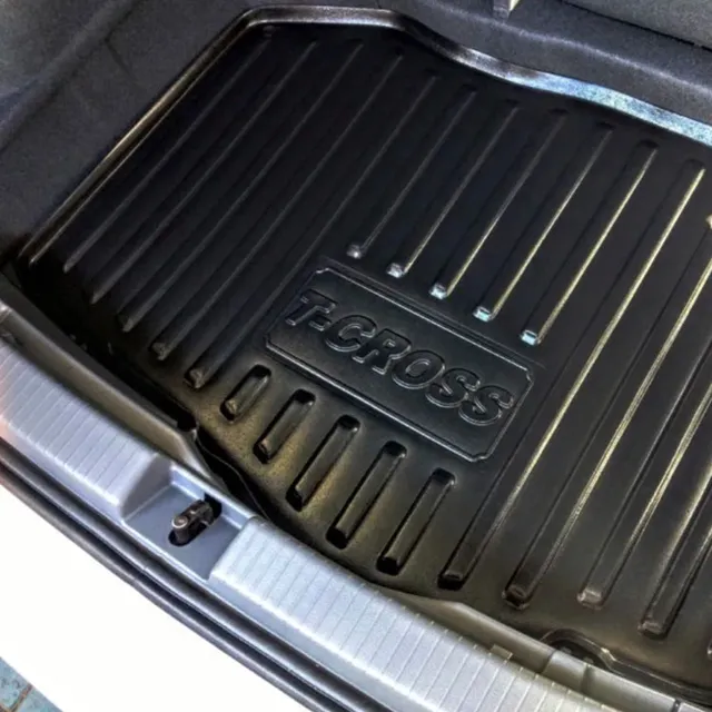 Tapete de porta-malas instalado